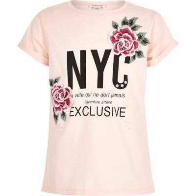 Girls pink flower badge NYC T-shirt